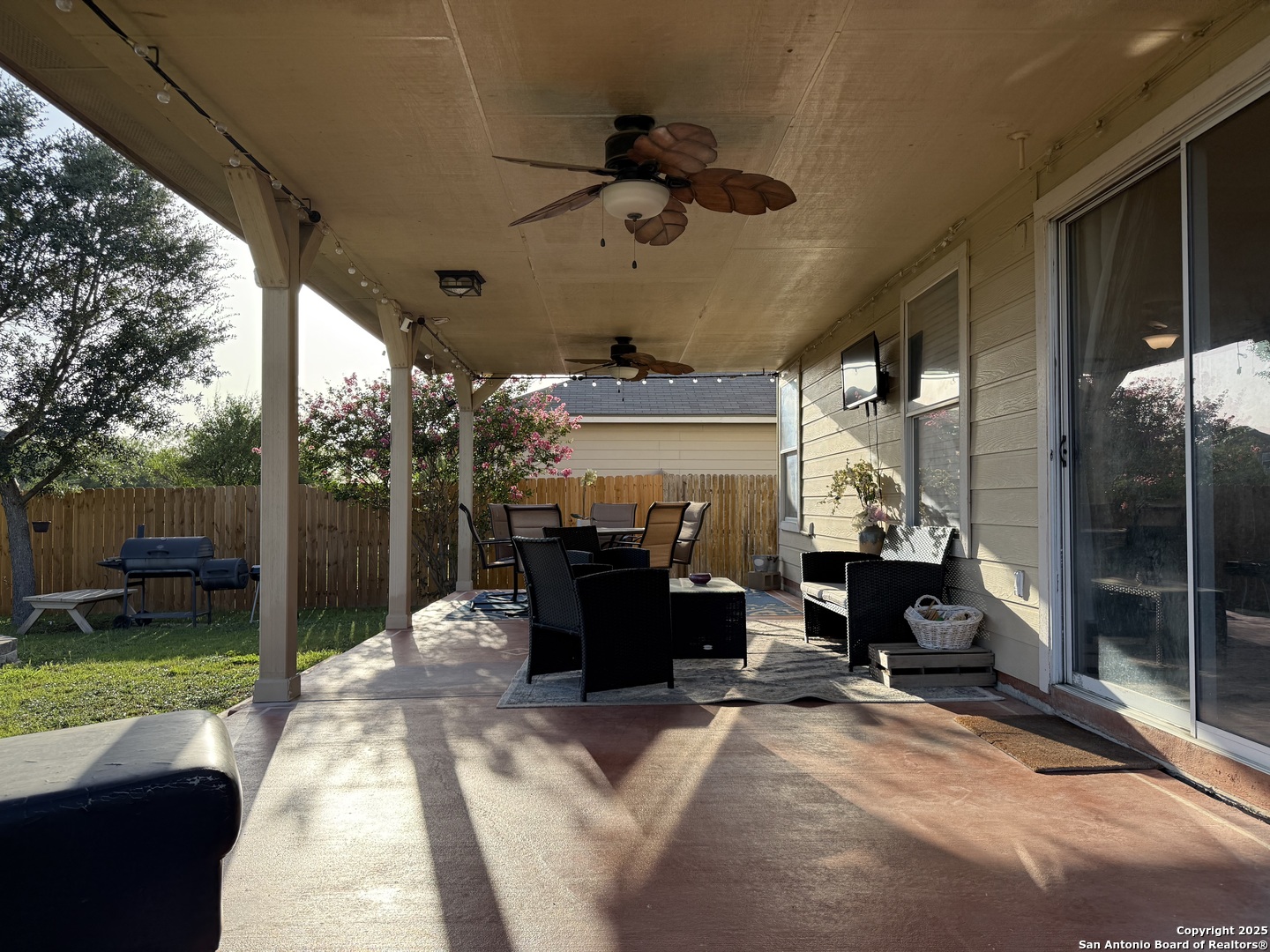 6922 Lunar Way, Converse, TX, 78109 | 1877663 | Realty Texas LLC
