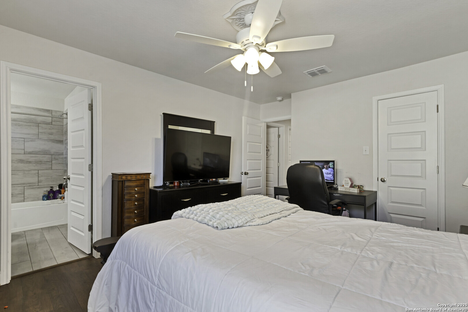 13734 Rogers Creek, San Antonio, TX, 78254 | 1879114 | Realty Texas LLC
