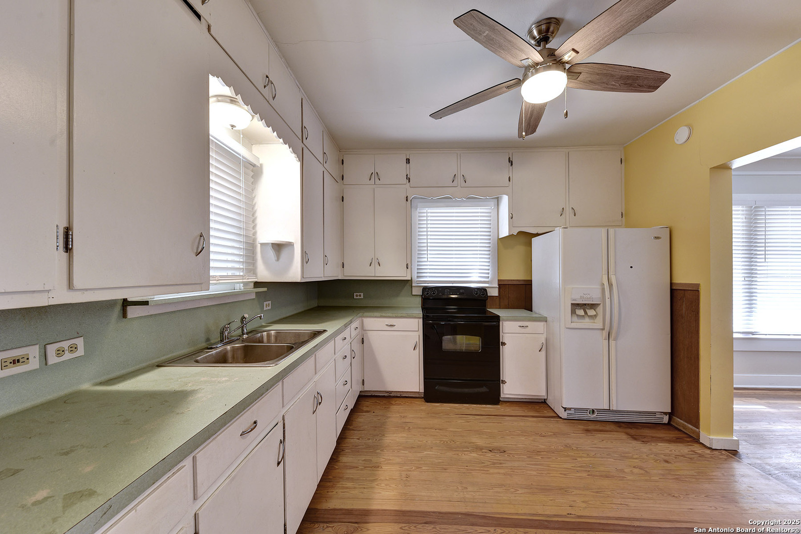 1292 N Business 35, New Braunfels, TX, 78130 | 1879093 | Realty Texas LLC