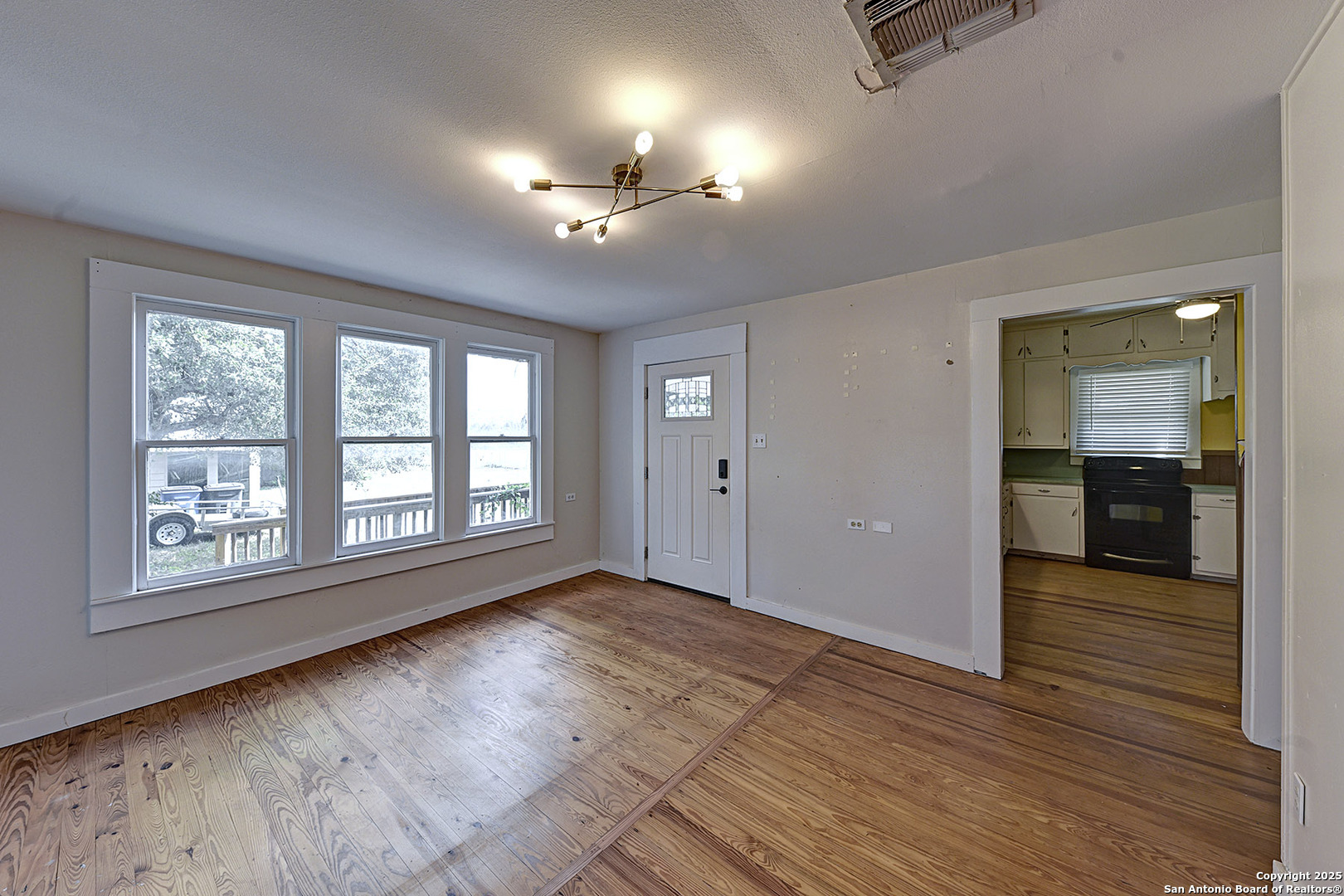 1292 N Business 35, New Braunfels, TX, 78130 | 1879093 | Realty Texas LLC