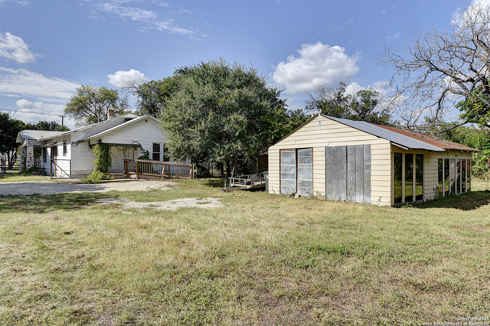 1292 N Business 35, New Braunfels, TX, 78130 | 1879093 | Realty Texas LLC
