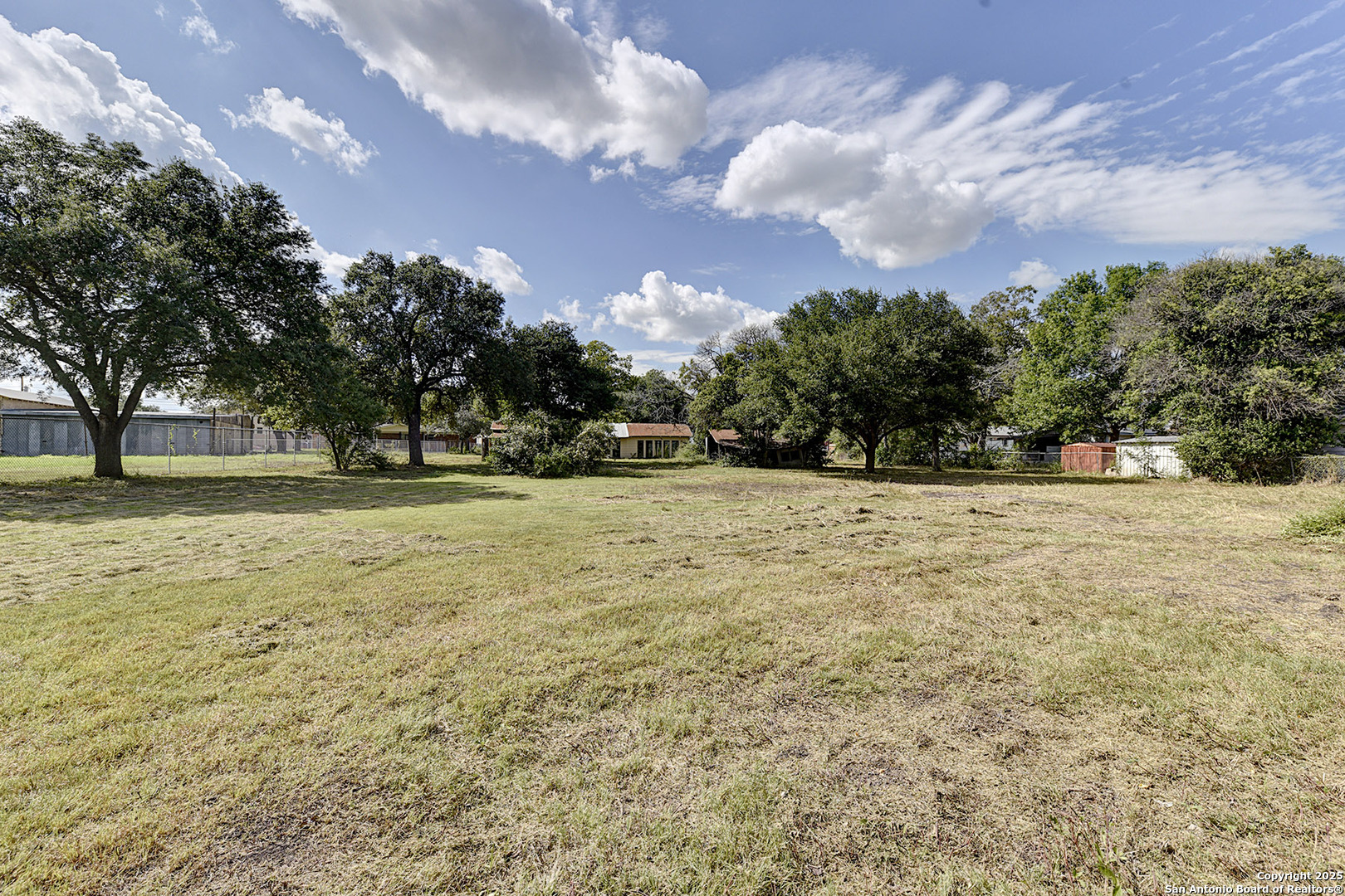 1292 N Business 35, New Braunfels, TX, 78130 | 1879093 | Realty Texas LLC
