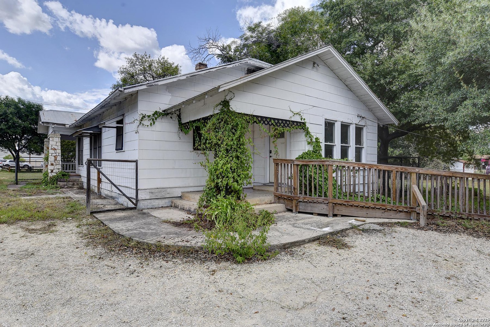 1292 N Business 35, New Braunfels, TX, 78130 | 1879093 | Realty Texas LLC