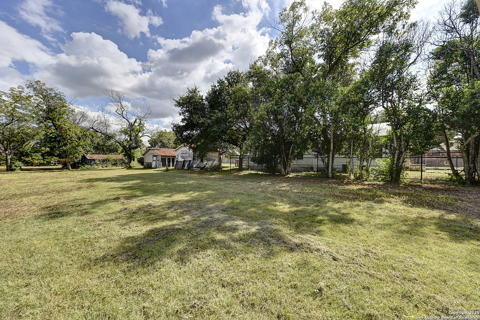 1292 N Business 35, New Braunfels, TX, 78130 | 1879093 | Realty Texas LLC