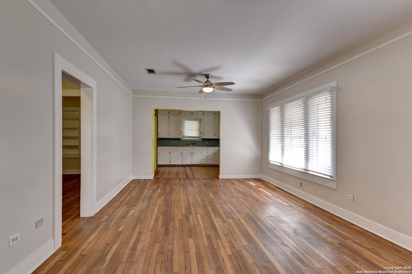 1292 N Business 35, New Braunfels, TX, 78130 | 1879093 | Realty Texas LLC