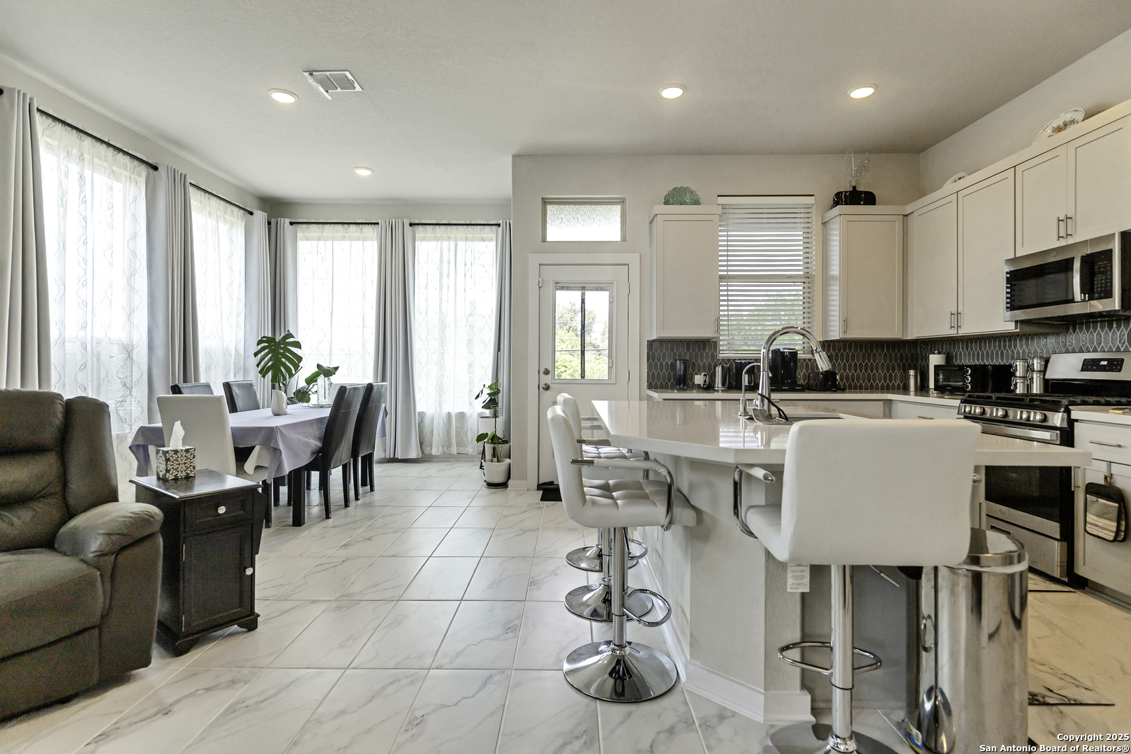 4439 Tiger Run, San Antonio, TX, 78217 | 1879359 | Realty Texas LLC