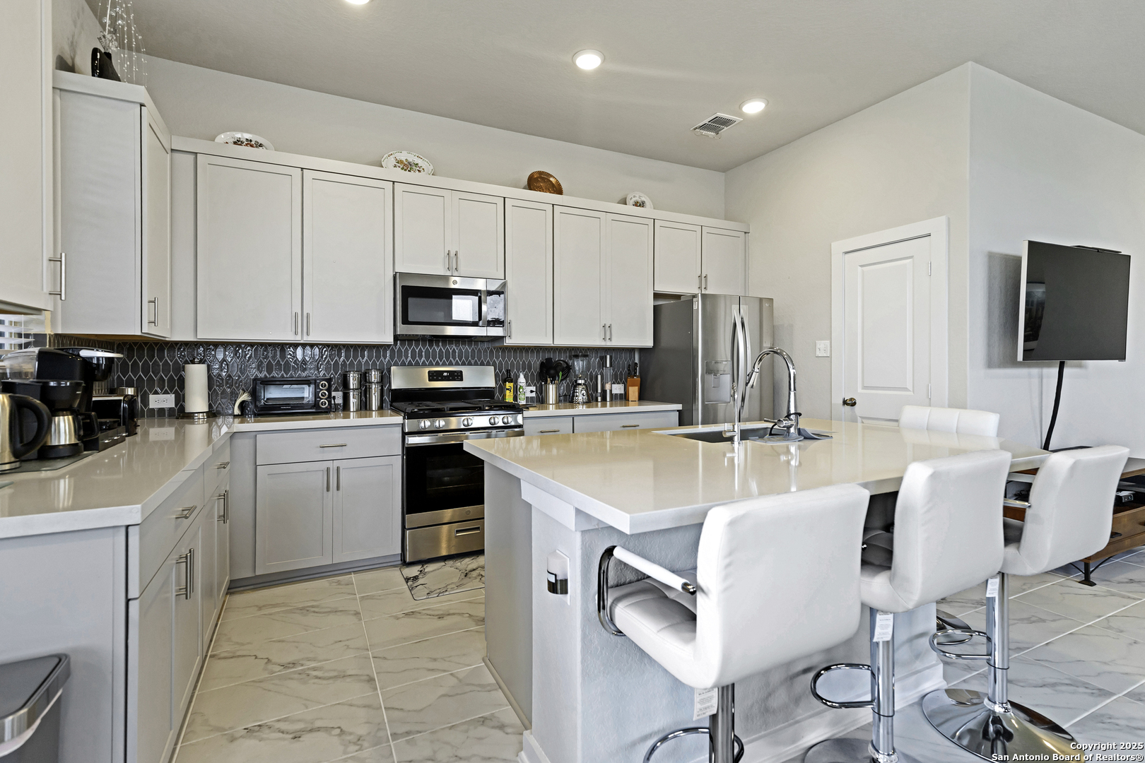 4439 Tiger Run, San Antonio, TX, 78217 | 1879359 | Realty Texas LLC