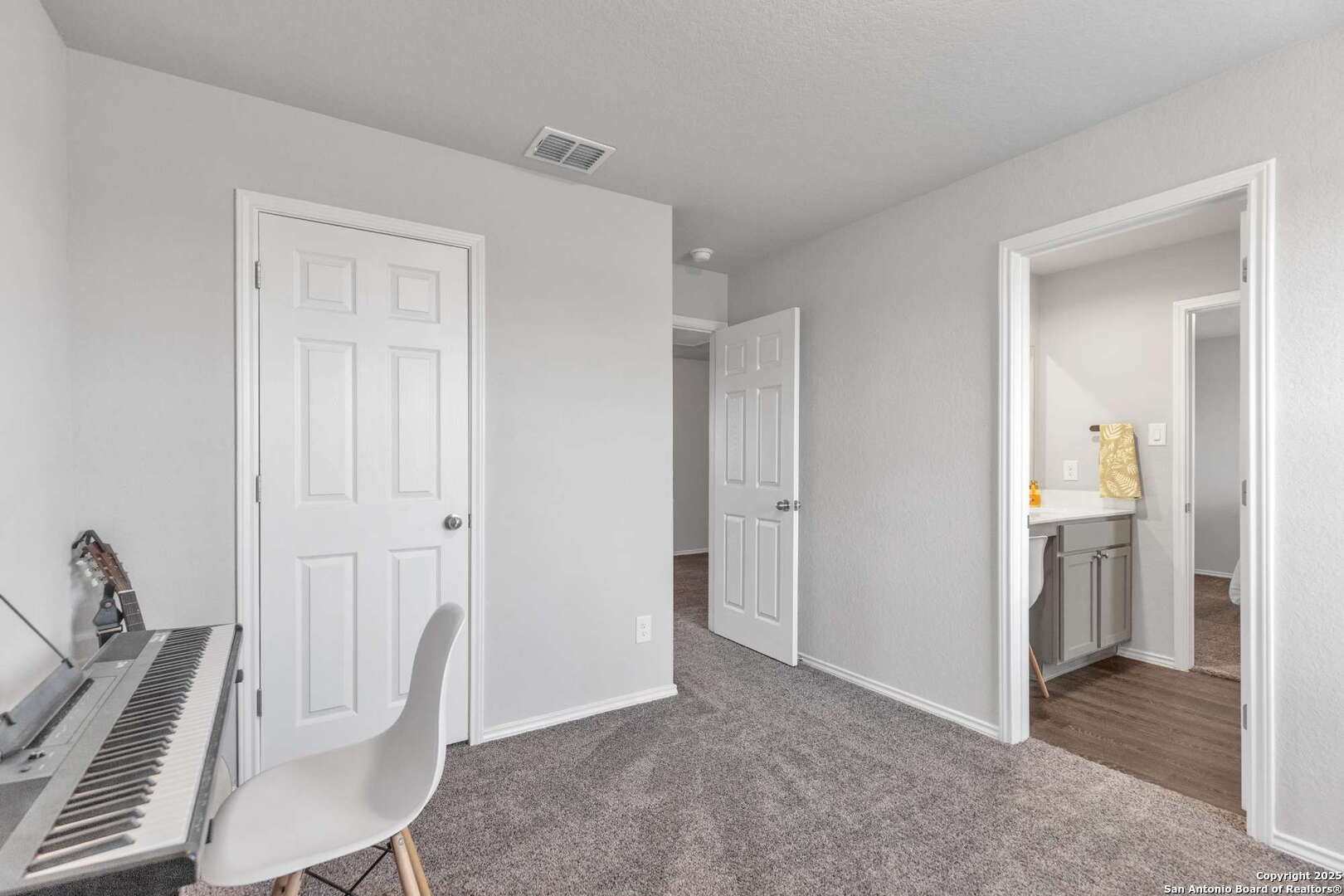 610 Pleasanton Way , San Antonio, TX, 78221 | 1882152 | Realty Texas LLC