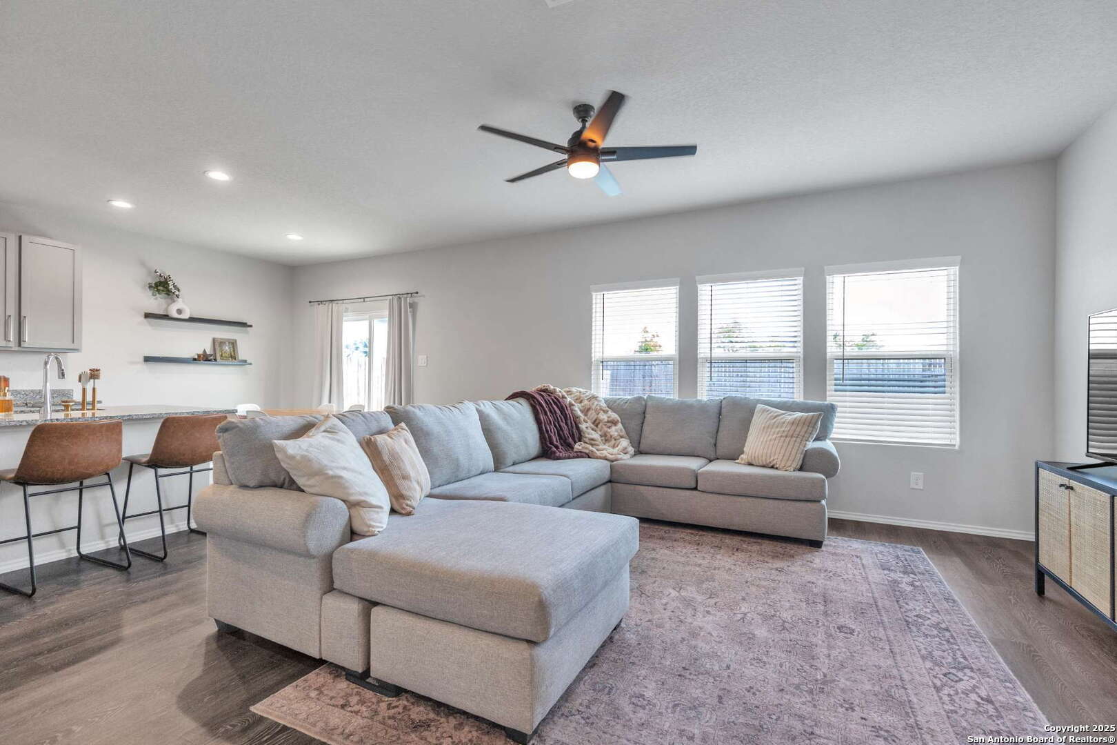 610 Pleasanton Way , San Antonio, TX, 78221 | 1882152 | Realty Texas LLC
