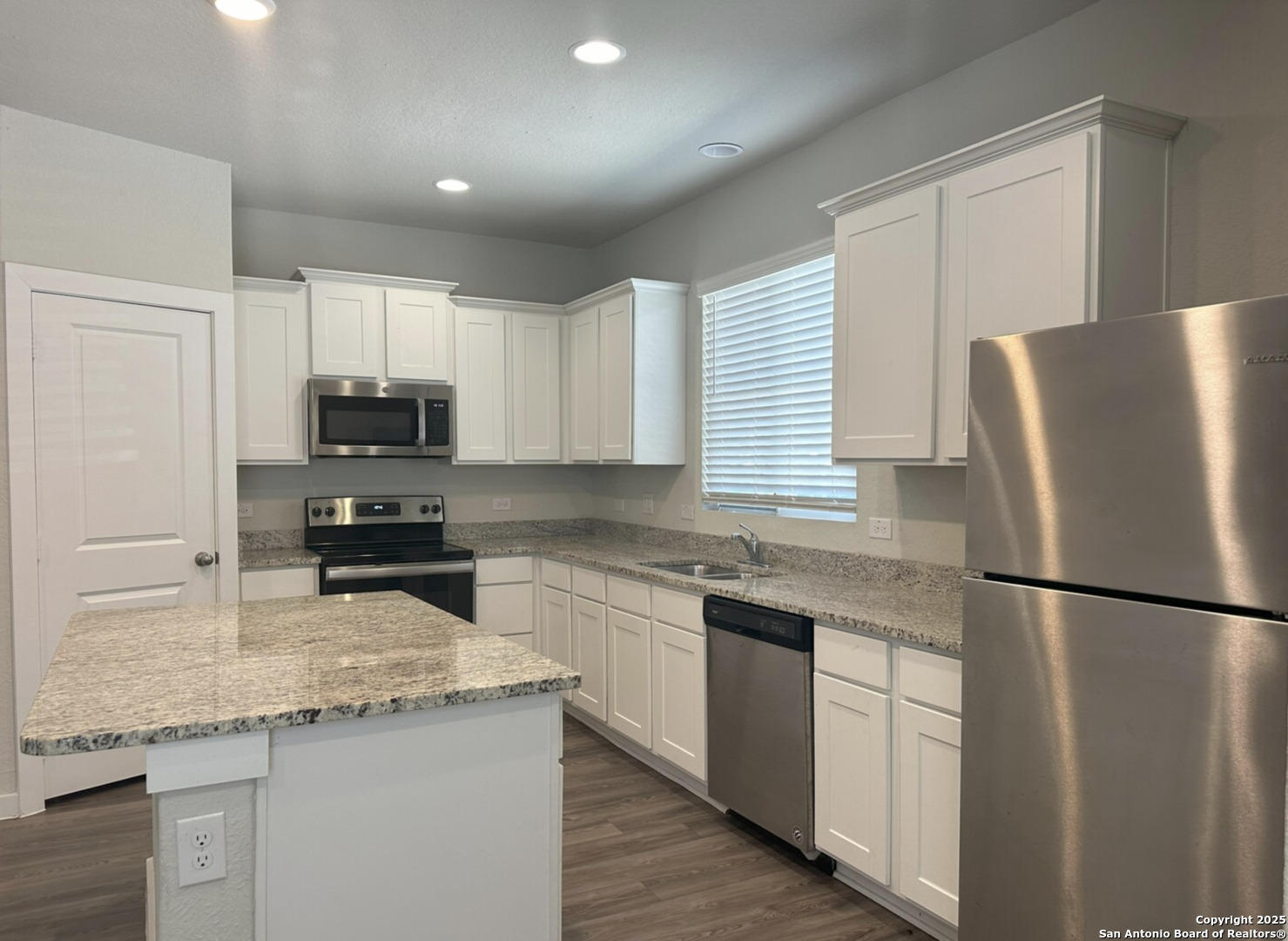 13307 Rowdy Cove 102, SANANTONIO, TX, 78249 | 1882449 | Realty Texas LLC