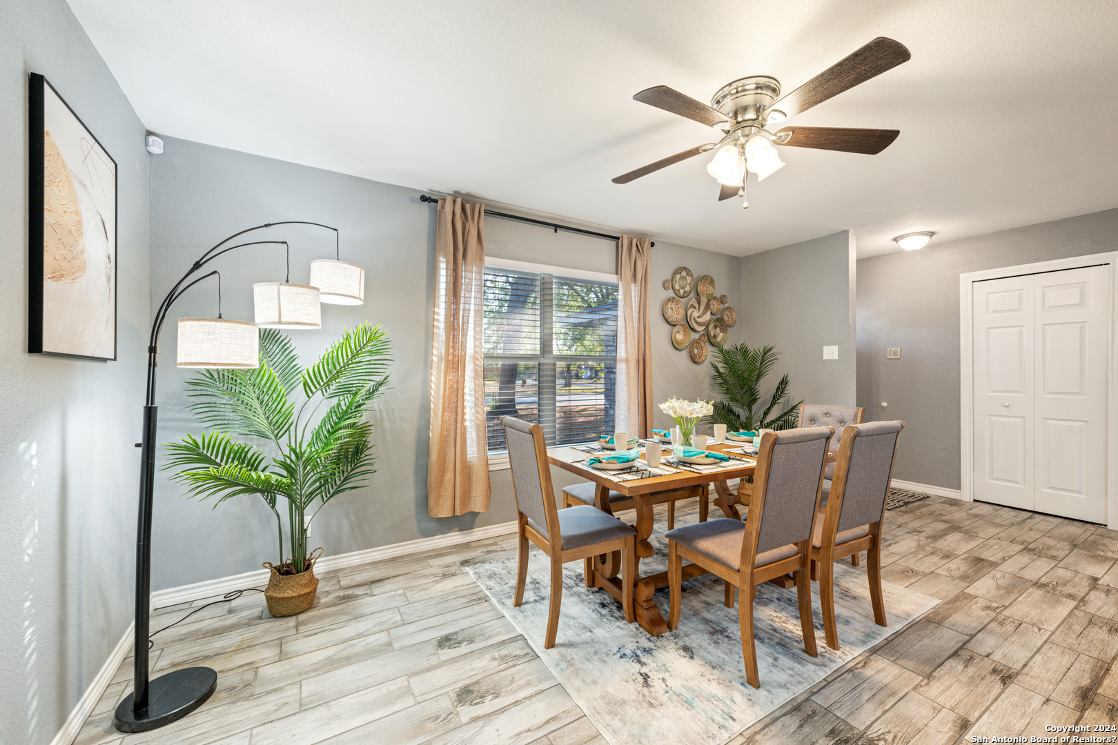 5802 Branch Valley St,San Antonio, TX 78242