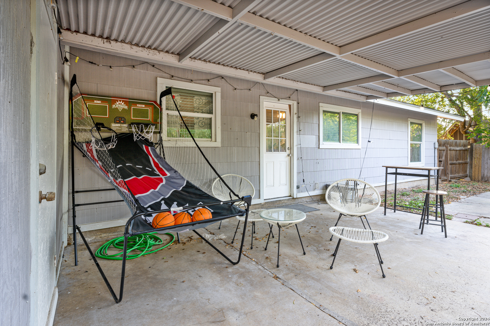 5802 Branch Valley St,San Antonio, TX 78242