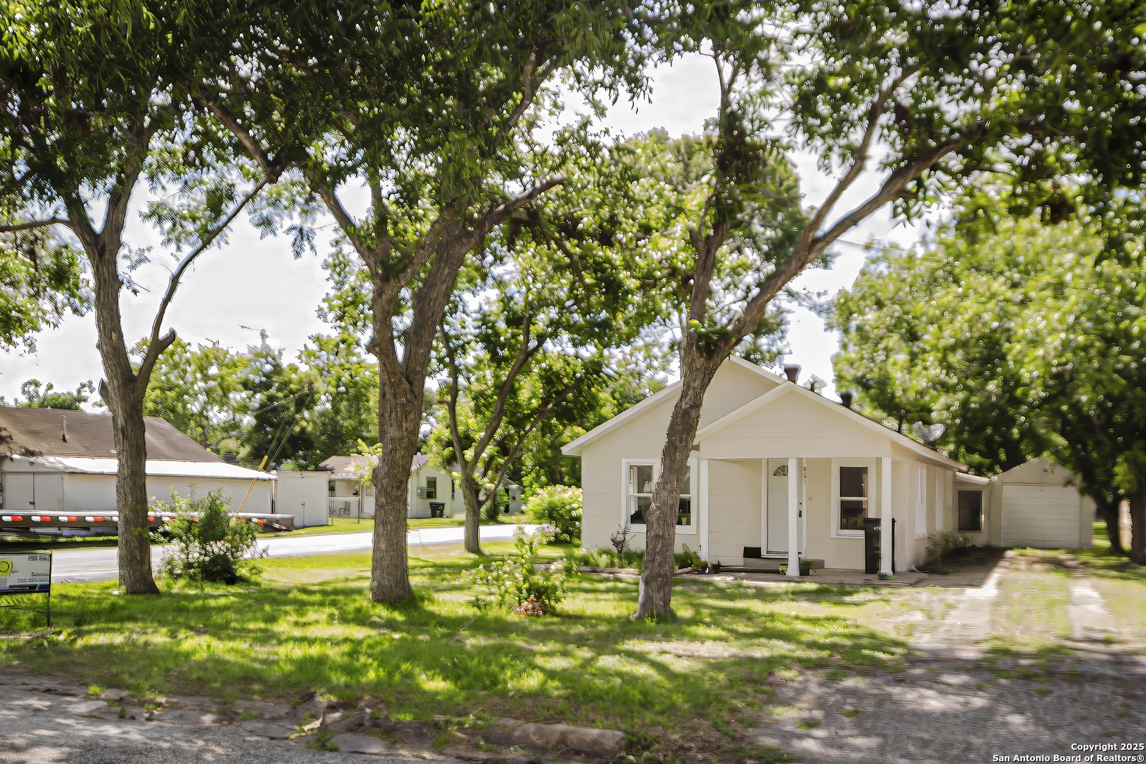 801 Hayden St, ELCAMPO, TX, 77437 | 1880100 | Realty Texas LLC