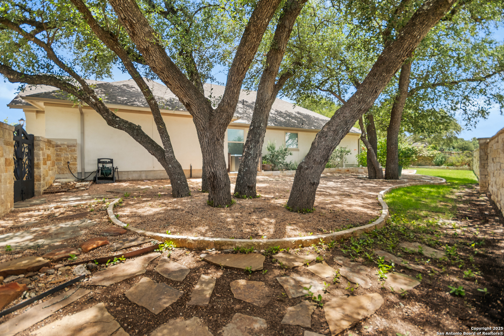 101 Boulder Crk, BOERNE, TX, 78006 | 1878907 | Realty Texas LLC