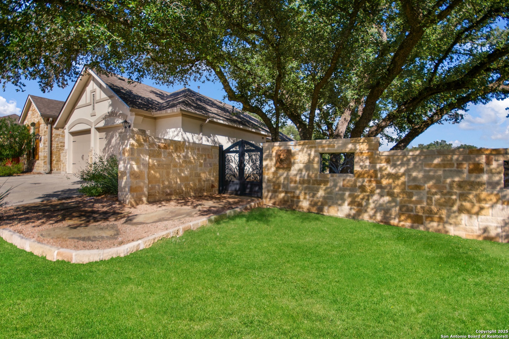 101 Boulder Crk, BOERNE, TX, 78006 | 1878907 | Realty Texas LLC
