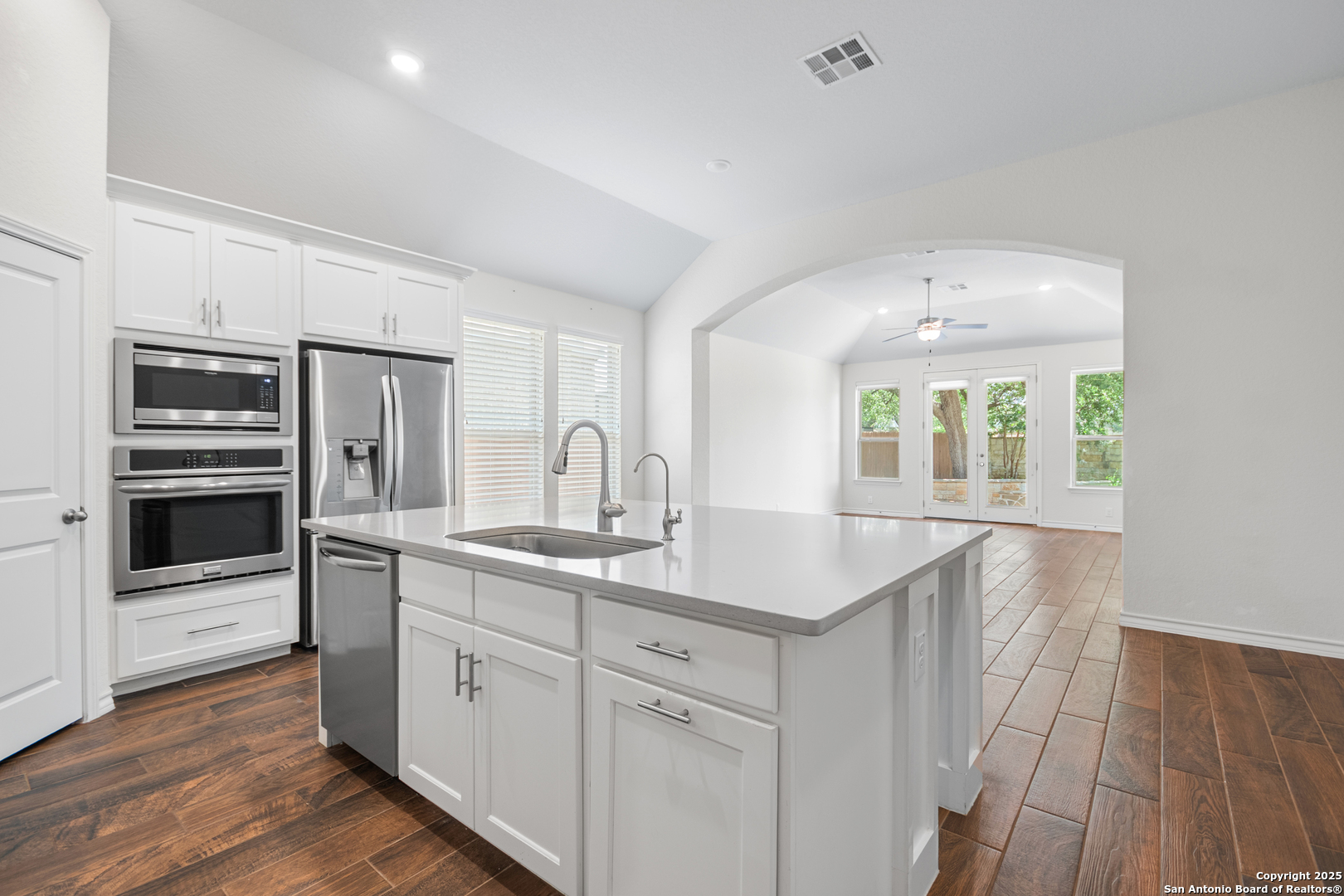 101 Boulder Crk, BOERNE, TX, 78006 | 1878907 | Realty Texas LLC