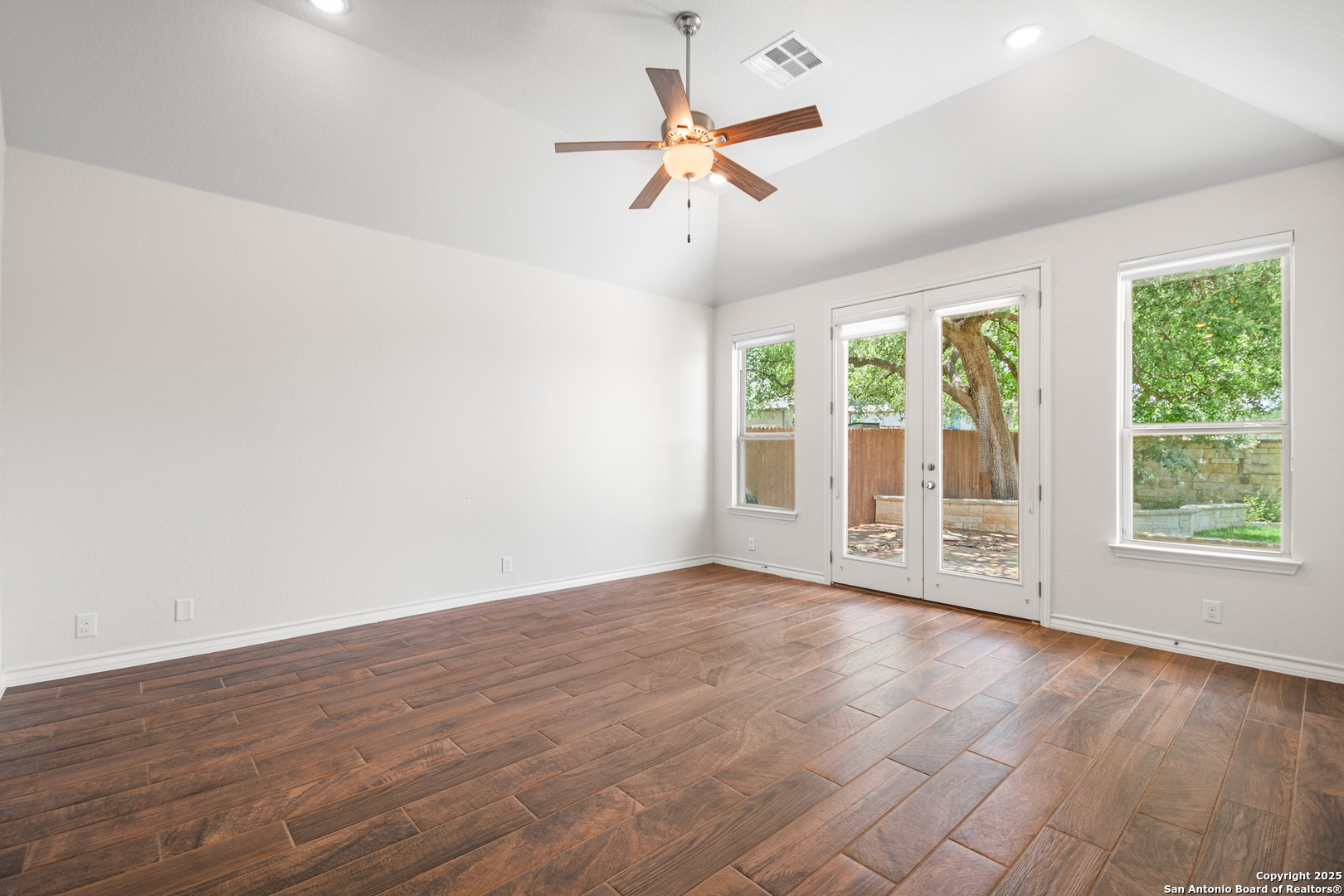 101 Boulder Crk, BOERNE, TX, 78006 | 1878907 | Realty Texas LLC