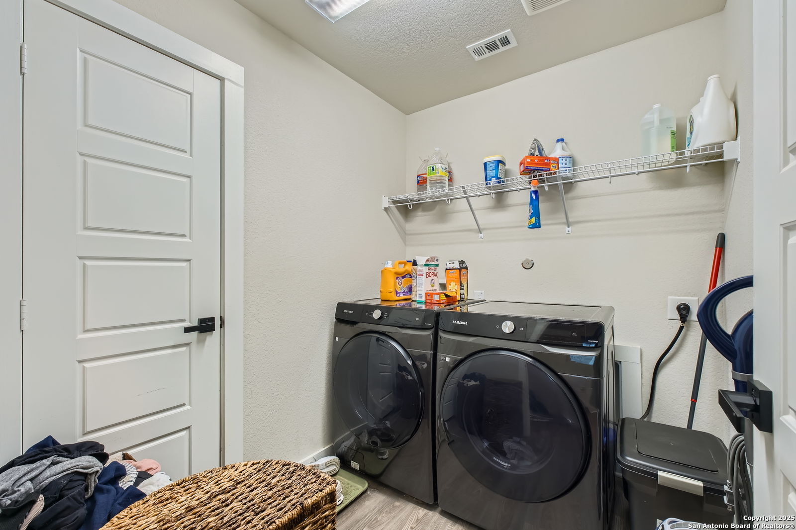 538 Retama Pass , San Antonio, TX, 78219 | 1884107 | Realty Texas LLC
