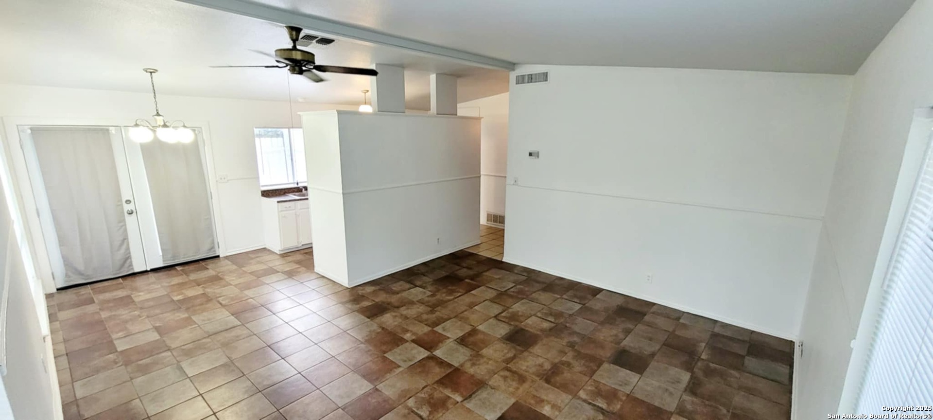 12313 Trailing Oaks, Live Oak, TX, 78233 | 1884129 | Realty Texas LLC