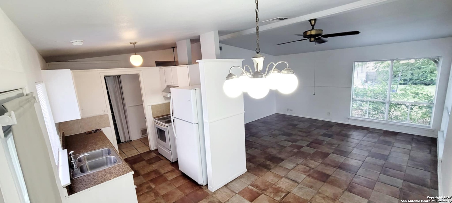 12313 Trailing Oaks, Live Oak, TX, 78233 | 1884129 | Realty Texas LLC