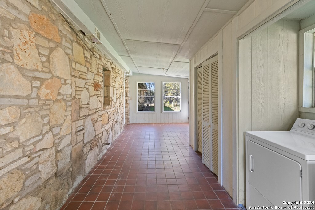 6268 Highway 27, CENTERPOIN, TX, 78010 | 1893893 | Realty Texas LLC