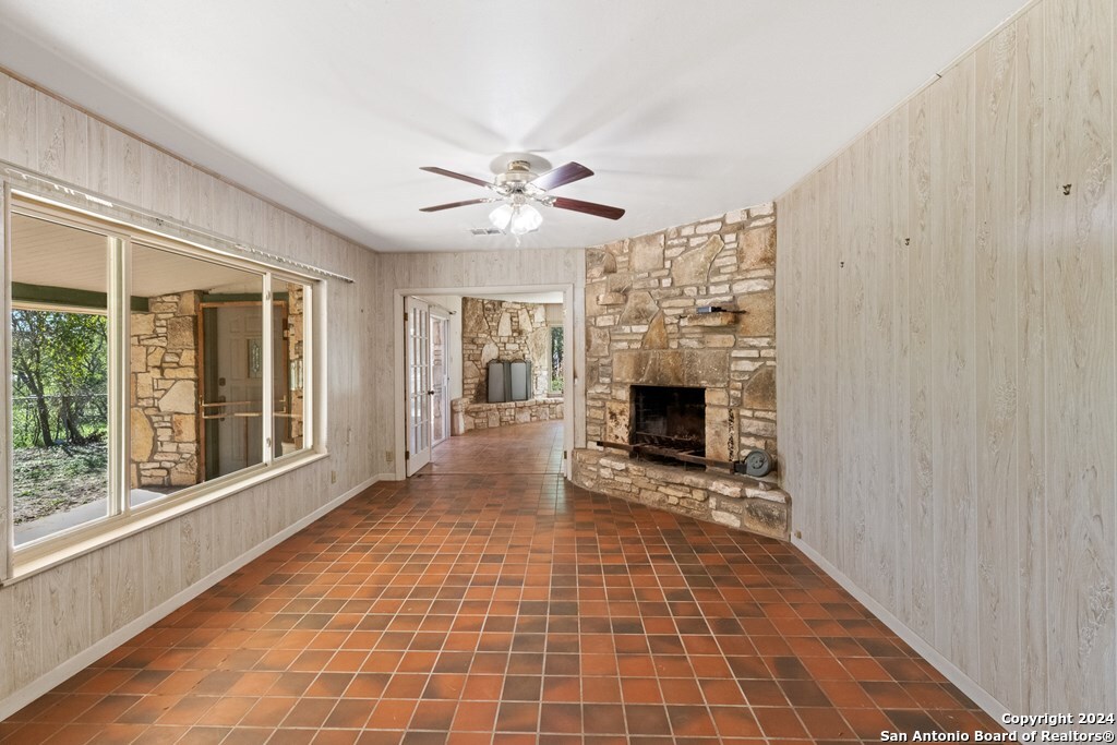 6268 Highway 27, CENTERPOIN, TX, 78010 | 1893893 | Realty Texas LLC