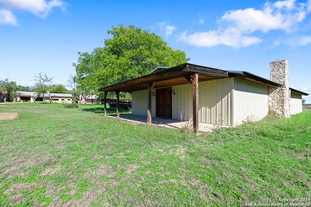 6268 Highway 27, CENTERPOIN, TX, 78010 | 1893893 | Realty Texas LLC