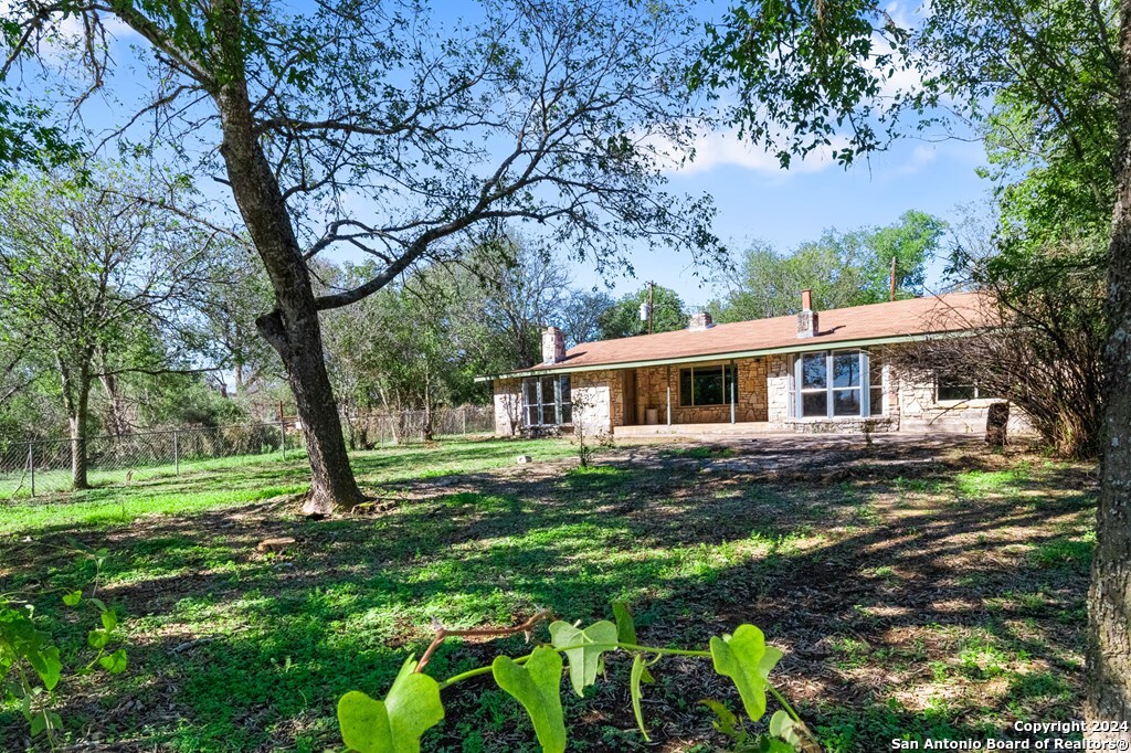 6268 Highway 27, CENTERPOIN, TX, 78010 | 1893893 | Realty Texas LLC