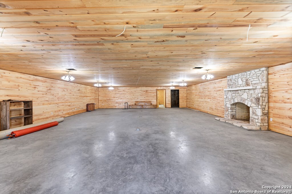 6268 Highway 27, CENTERPOIN, TX, 78010 | 1893893 | Realty Texas LLC