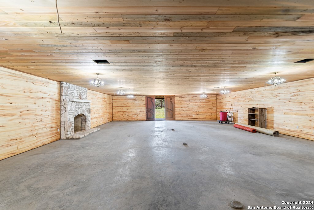 6268 Highway 27, CENTERPOIN, TX, 78010 | 1893893 | Realty Texas LLC