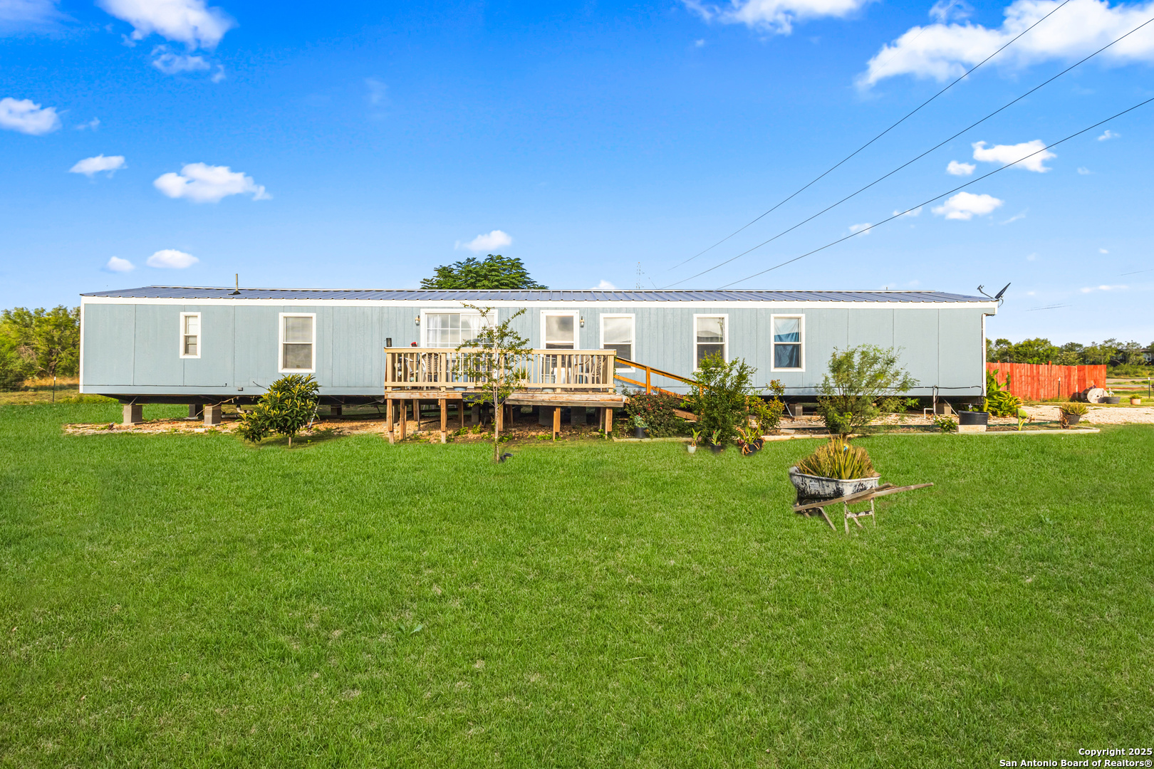 331 Forest Creek Rd, DEVINE, TX, 78016 | 1897264 | Realty Texas LLC