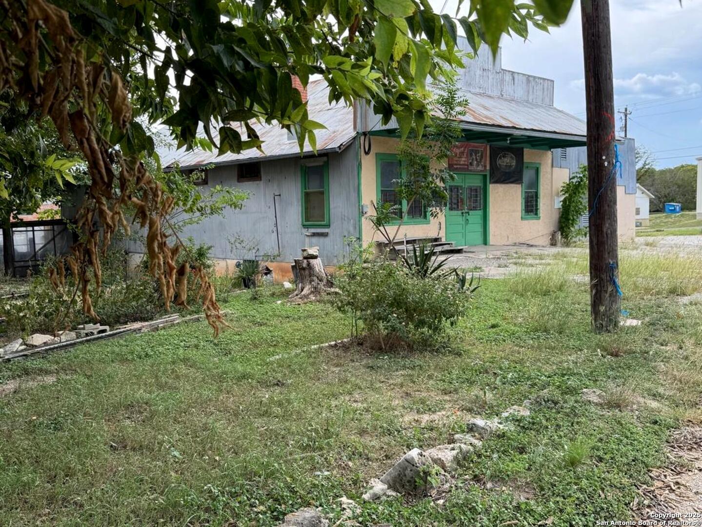 407 High St., COMFORT, TX, 78013 | 1911470 | Realty Texas LLC