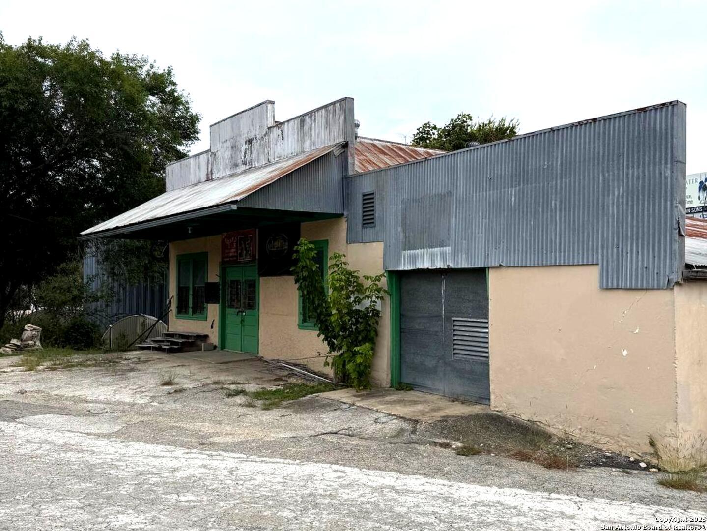 407 High St., COMFORT, TX, 78013 | 1911470 | Realty Texas LLC