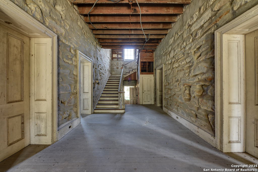 6887 Von Ormy, Von Ormy, TX, 78073 | 1911887 | Realty Texas LLC
