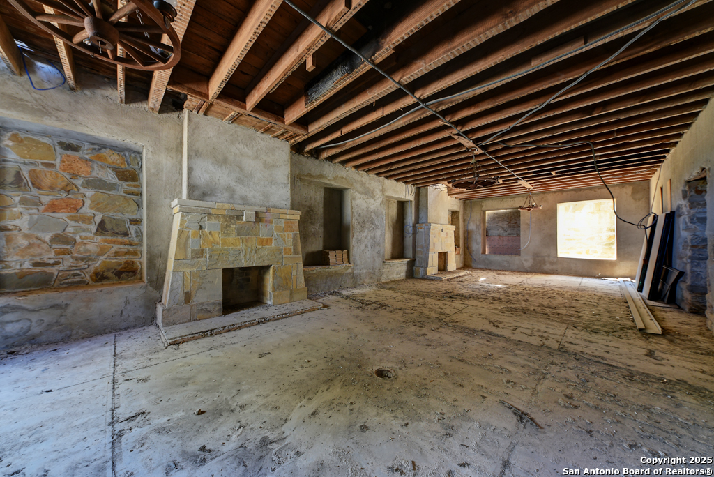6887 Von Ormy, Von Ormy, TX, 78073 | 1911887 | Realty Texas LLC