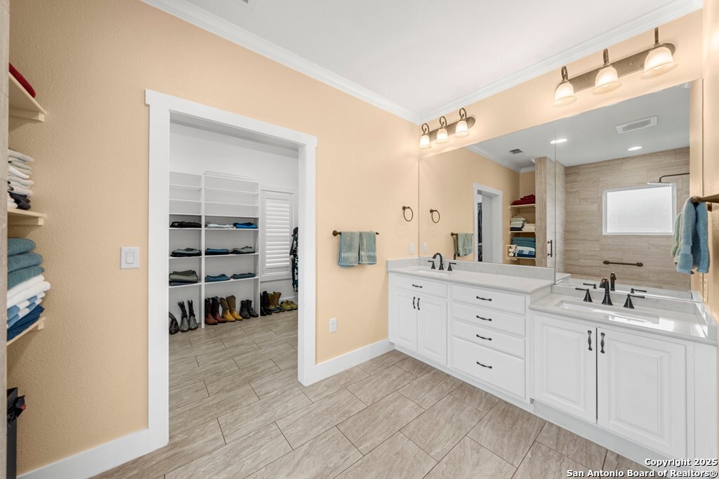 2009 Athens Ave., KERRVILLE, TX, 78028 | 1916892 | Realty Texas LLC
