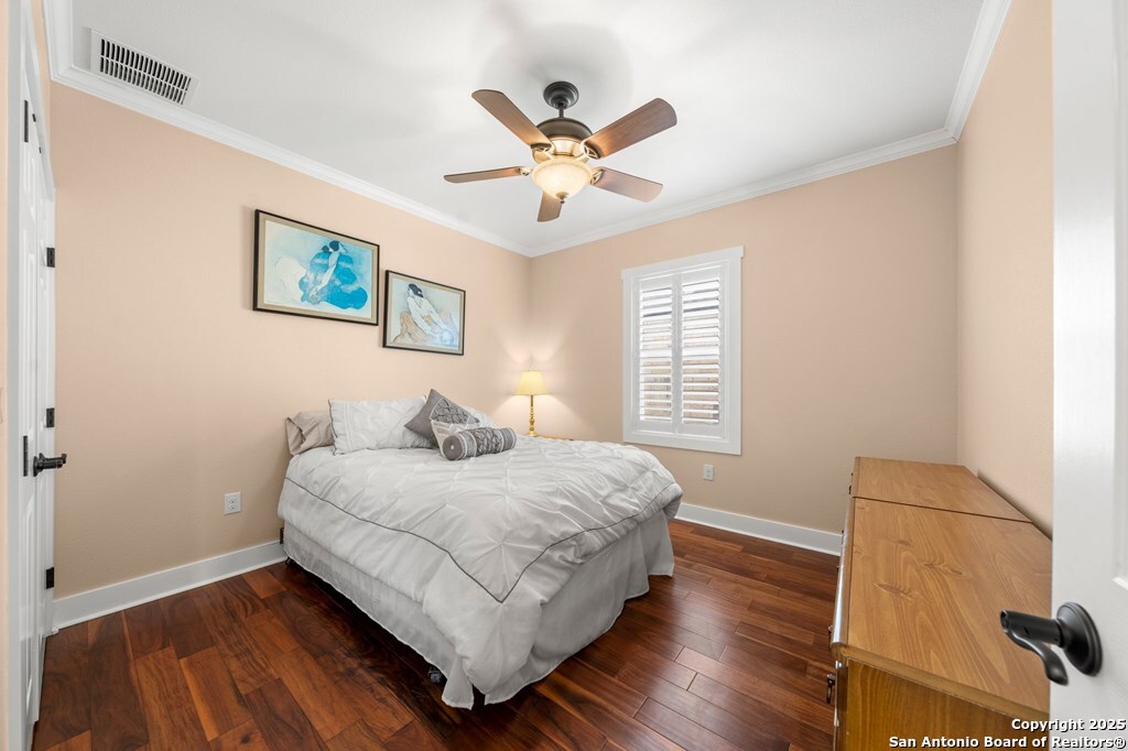 2009 Athens Ave., KERRVILLE, TX, 78028 | 1916892 | Realty Texas LLC