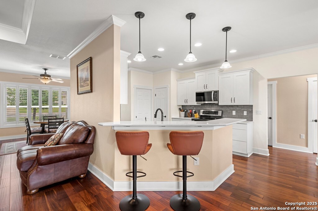 2009 Athens Ave., KERRVILLE, TX, 78028 | 1916892 | Realty Texas LLC