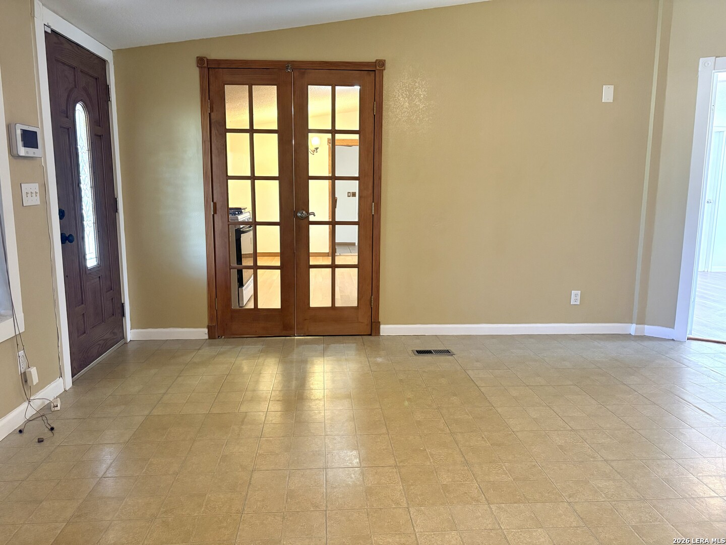 42 Mobile Rd, Cotulla, TX, 78014 | 1921780 | Realty Texas LLC