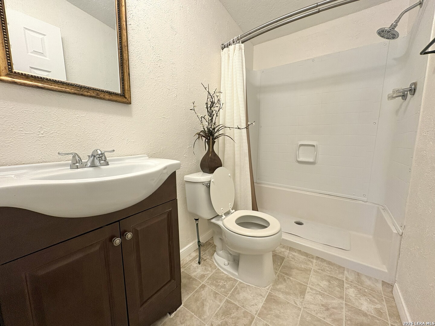 42 Mobile Rd, Cotulla, TX, 78014 | 1921780 | Realty Texas LLC
