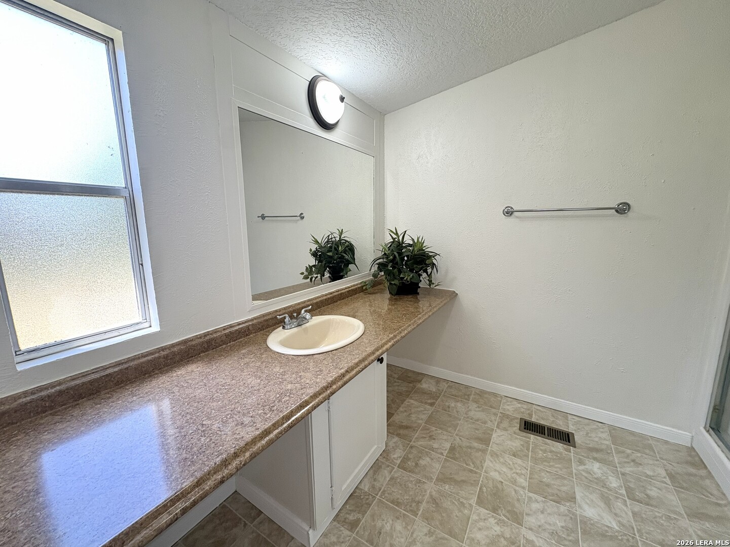 42 Mobile Rd, Cotulla, TX, 78014 | 1921780 | Realty Texas LLC