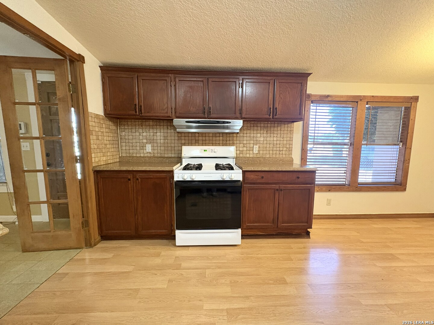 42 Mobile Rd, Cotulla, TX, 78014 | 1921780 | Realty Texas LLC