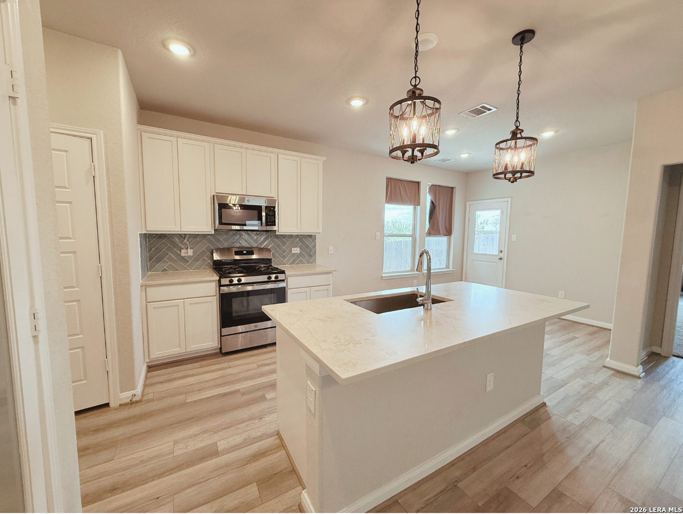 9110 Devils River, Converse, TX, 78109 | 1919094 | Realty Texas LLC