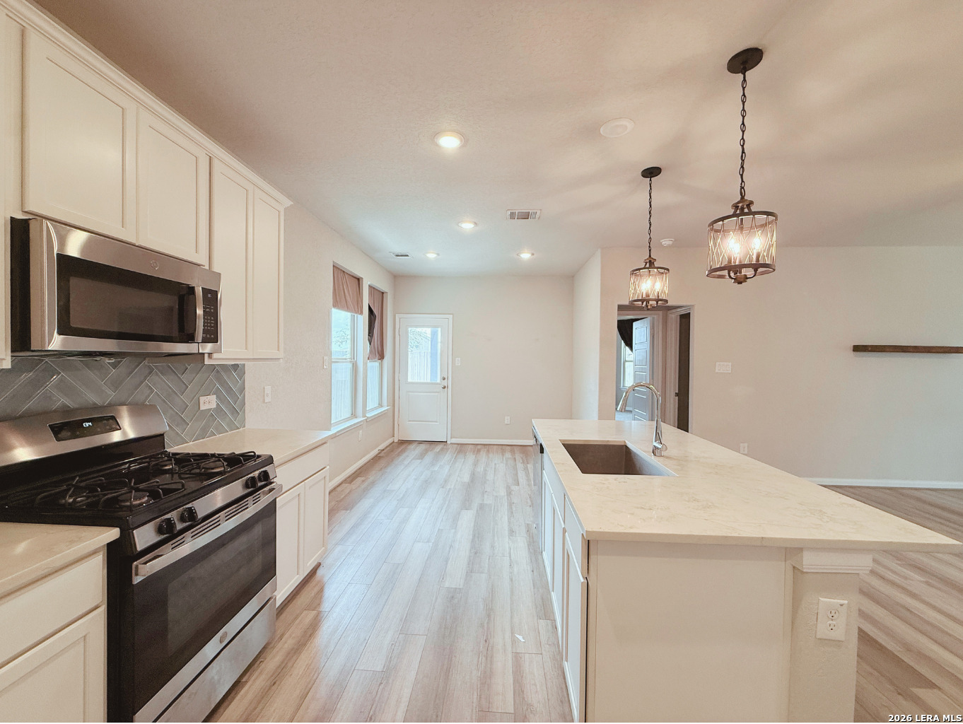9110 Devils River, Converse, TX, 78109 | 1919094 | Realty Texas LLC