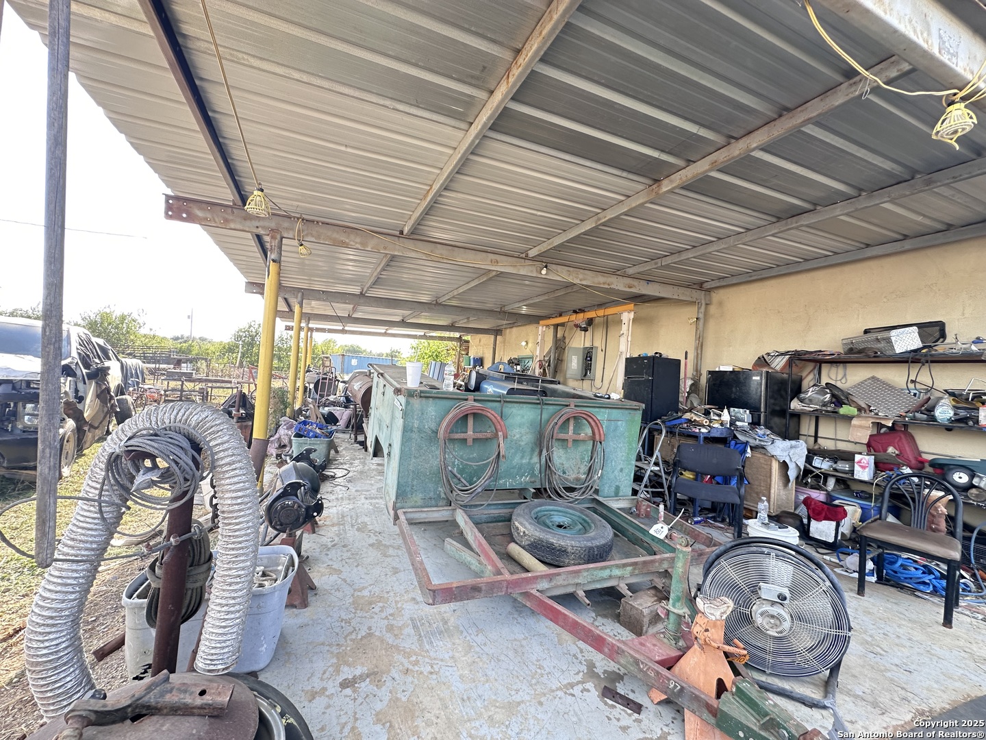 110 County Road 6840, Lytle, TX, 78052 | 1918292 | Realty Texas LLC
