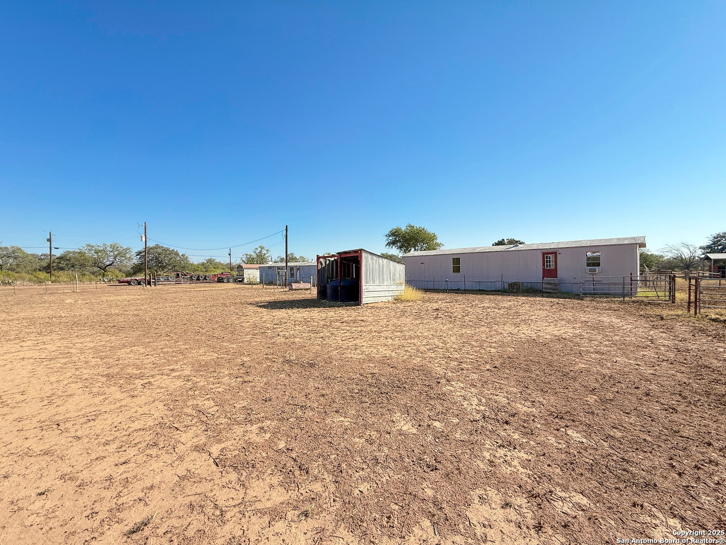 179 PR 6624, Devine, TX, 78016 | 1918433 | Realty Texas LLC