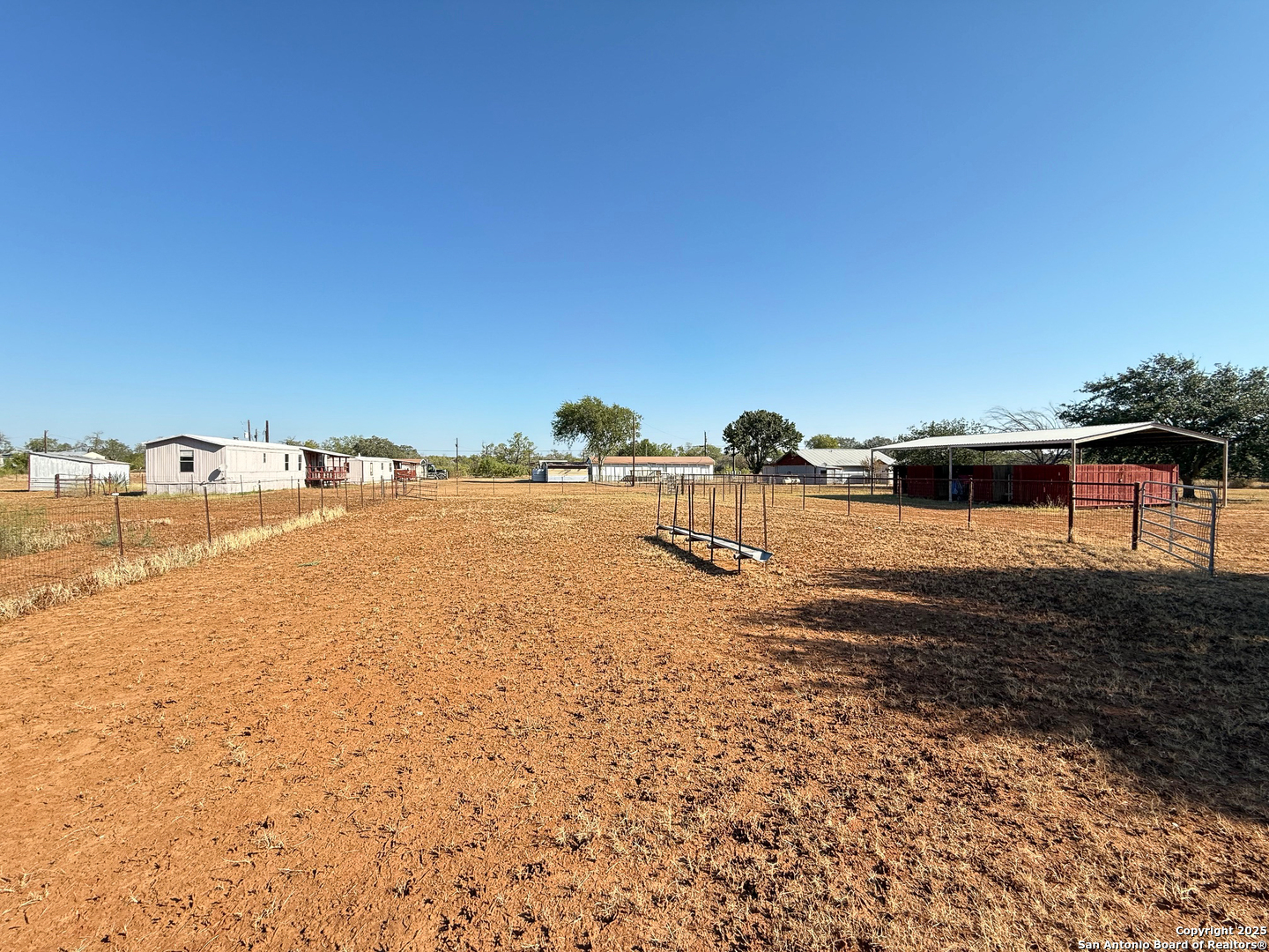 179 PR 6624, Devine, TX, 78016 | 1918433 | Realty Texas LLC