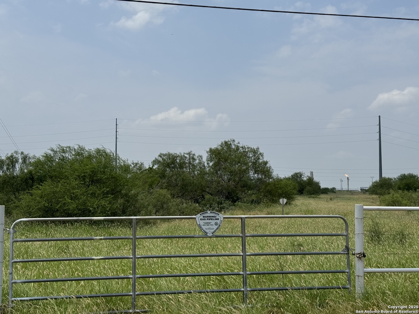 2550 Interstate 35, Cotulla, TX, 78014 | 1919238 | Realty Texas LLC