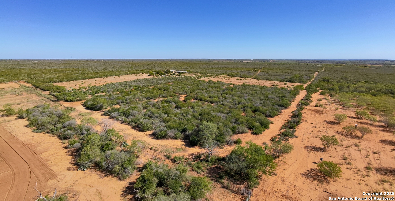 2198 CR 653, Devine, TX, 78016 | 1922049 | Realty Texas LLC