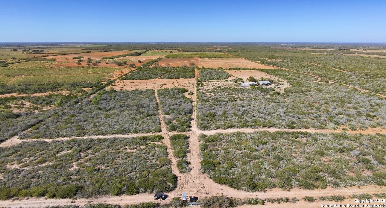 2198 CR 653, Devine, TX, 78016 | 1922049 | Realty Texas LLC
